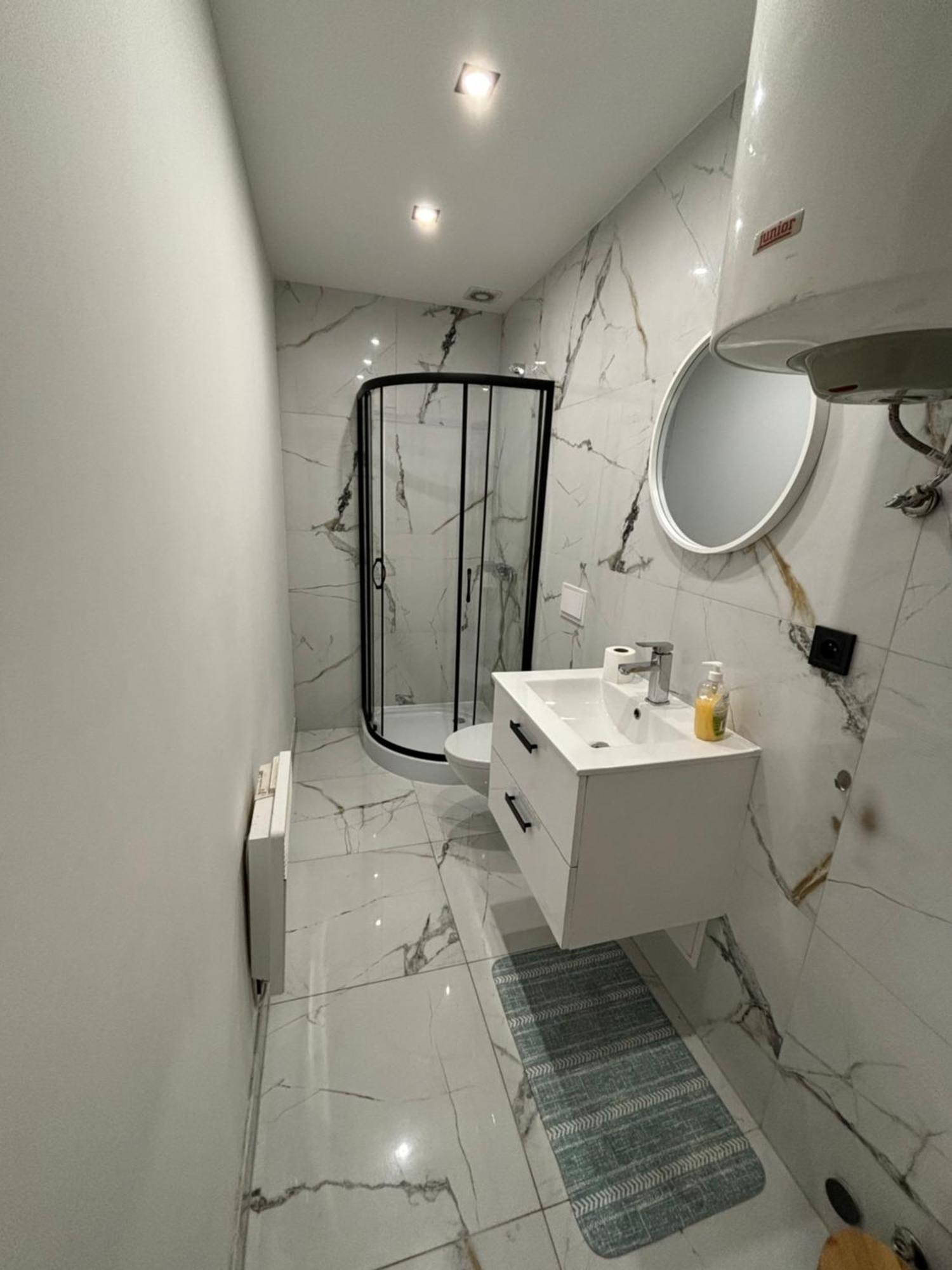 Kk Apartament Marszalkowski Bytom Extérieur photo